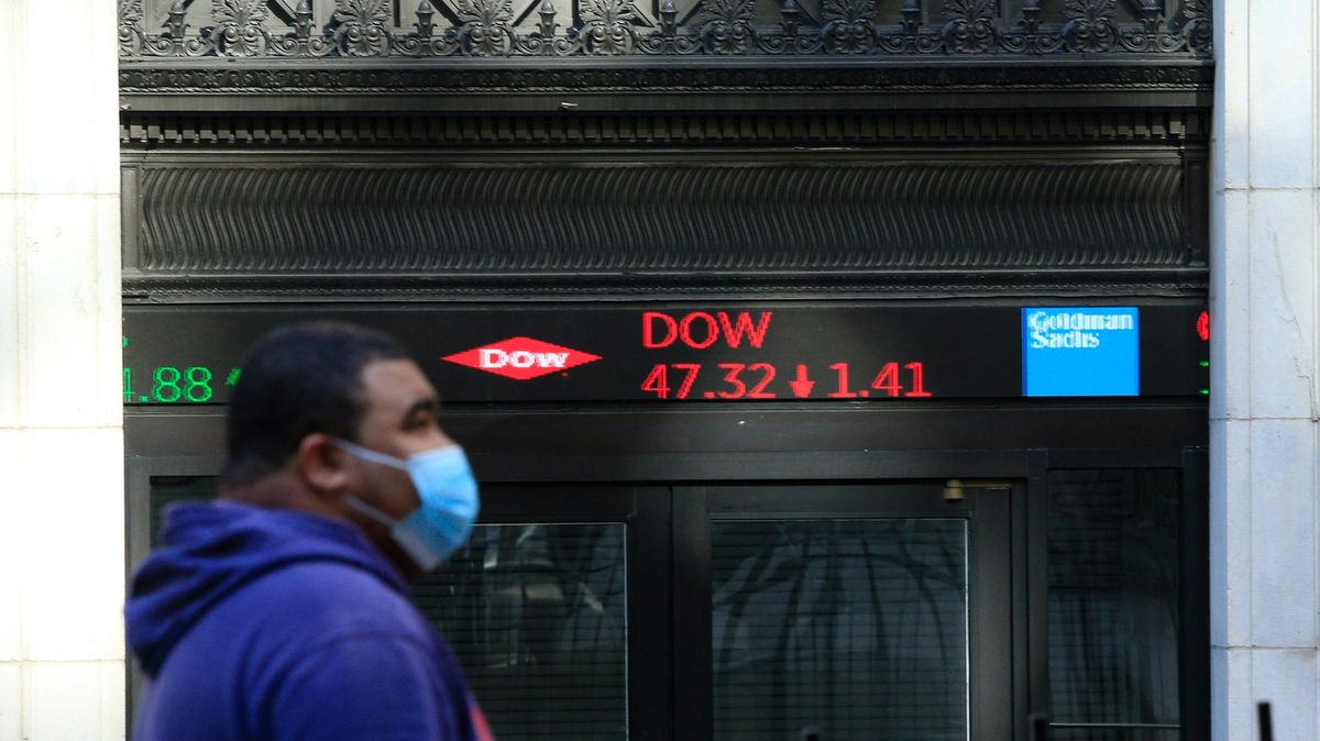 Poprvé v historii. Akciový index Dow Jones pokořil hranici 30 000 bodů